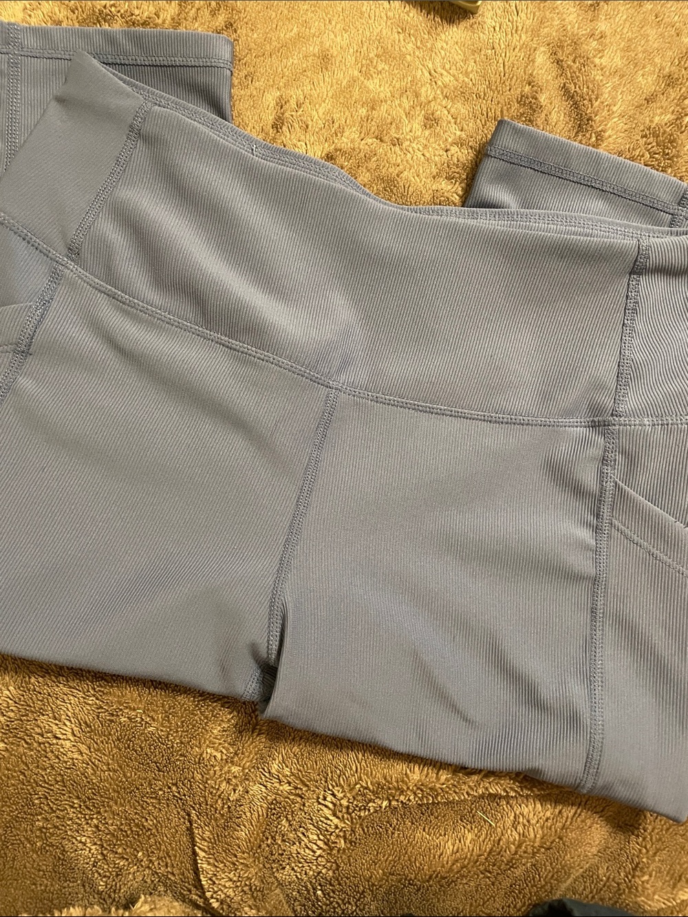 Capris - Picture 4 of 6